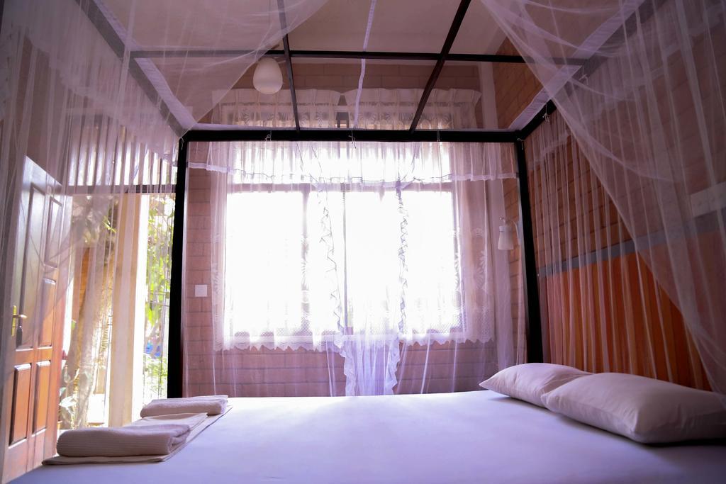 Eco Square Resort Mirissa Ruang foto