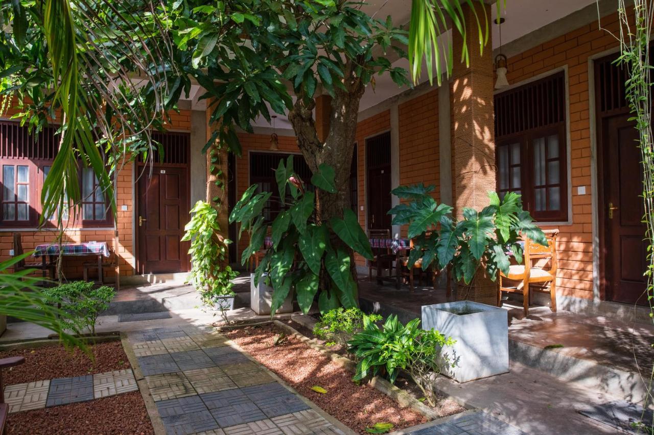 Eco Square Resort Mirissa Bagian luar foto